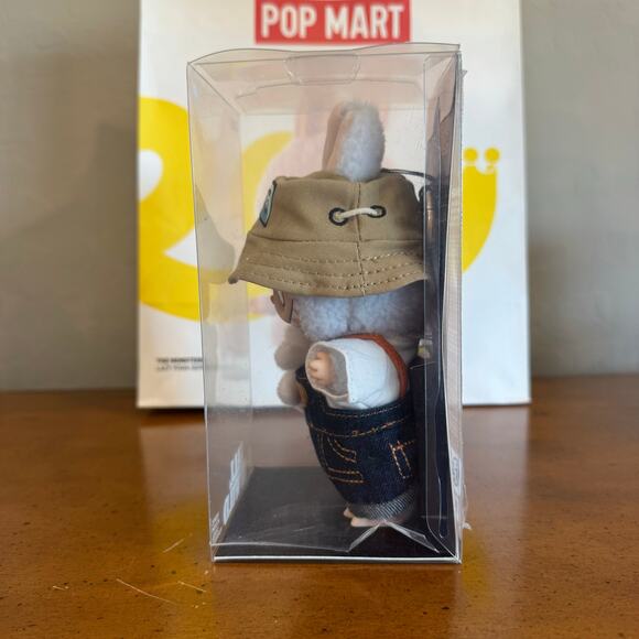 Pop Mart Labubu The Monsters Fall in Wild Vinyl Plush Doll – Authentic & Sealed - Picture 5 of 10
